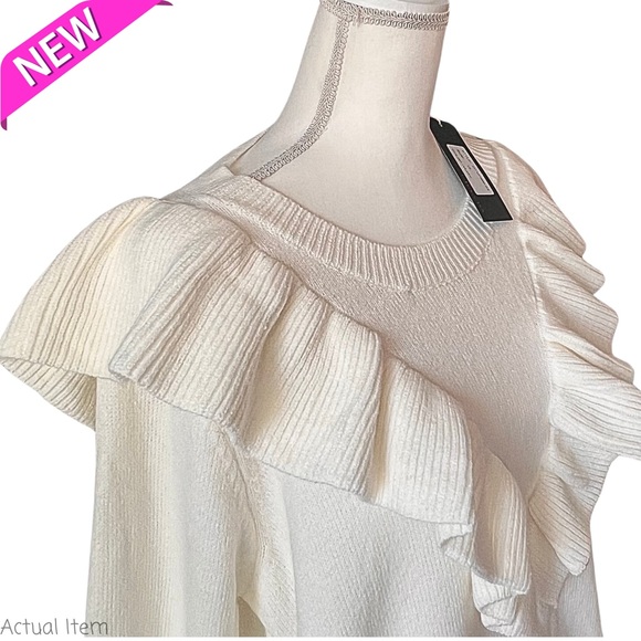 ๐ NWT 143 Story by Line Up Ivory White Ruffle Sweater Size 1XL ๐ค - Picture 1 of 6
